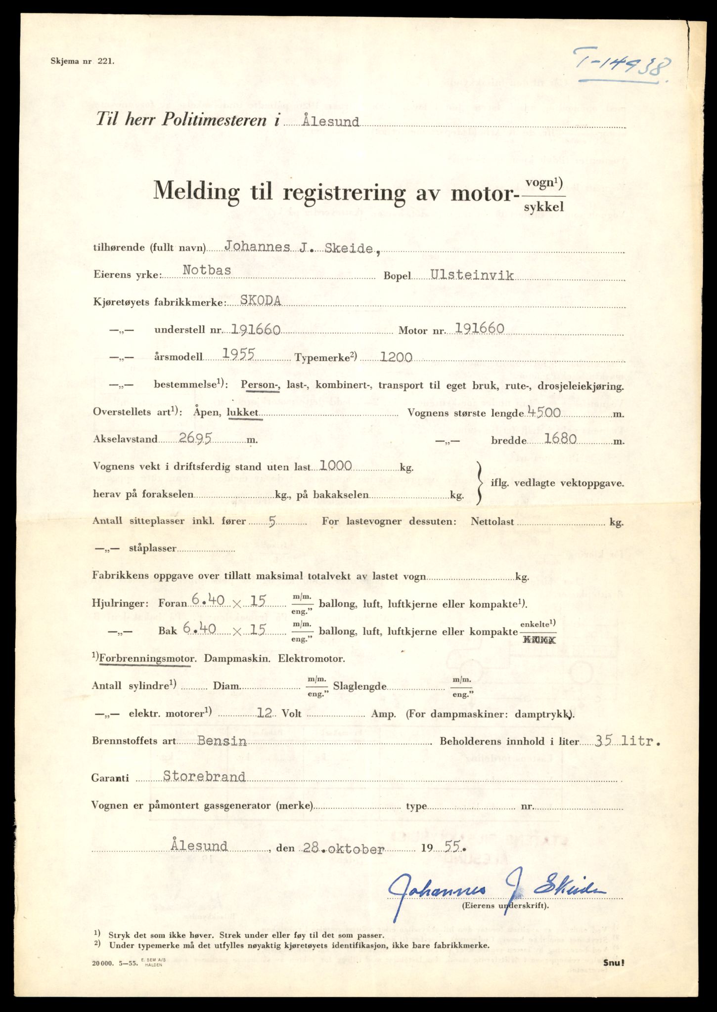 Møre og Romsdal vegkontor - Ålesund trafikkstasjon, AV/SAT-A-4099/F/Fe/L0049: Registreringskort for kjøretøy T 14864 - T 18613, 1927-1998, s. 1703