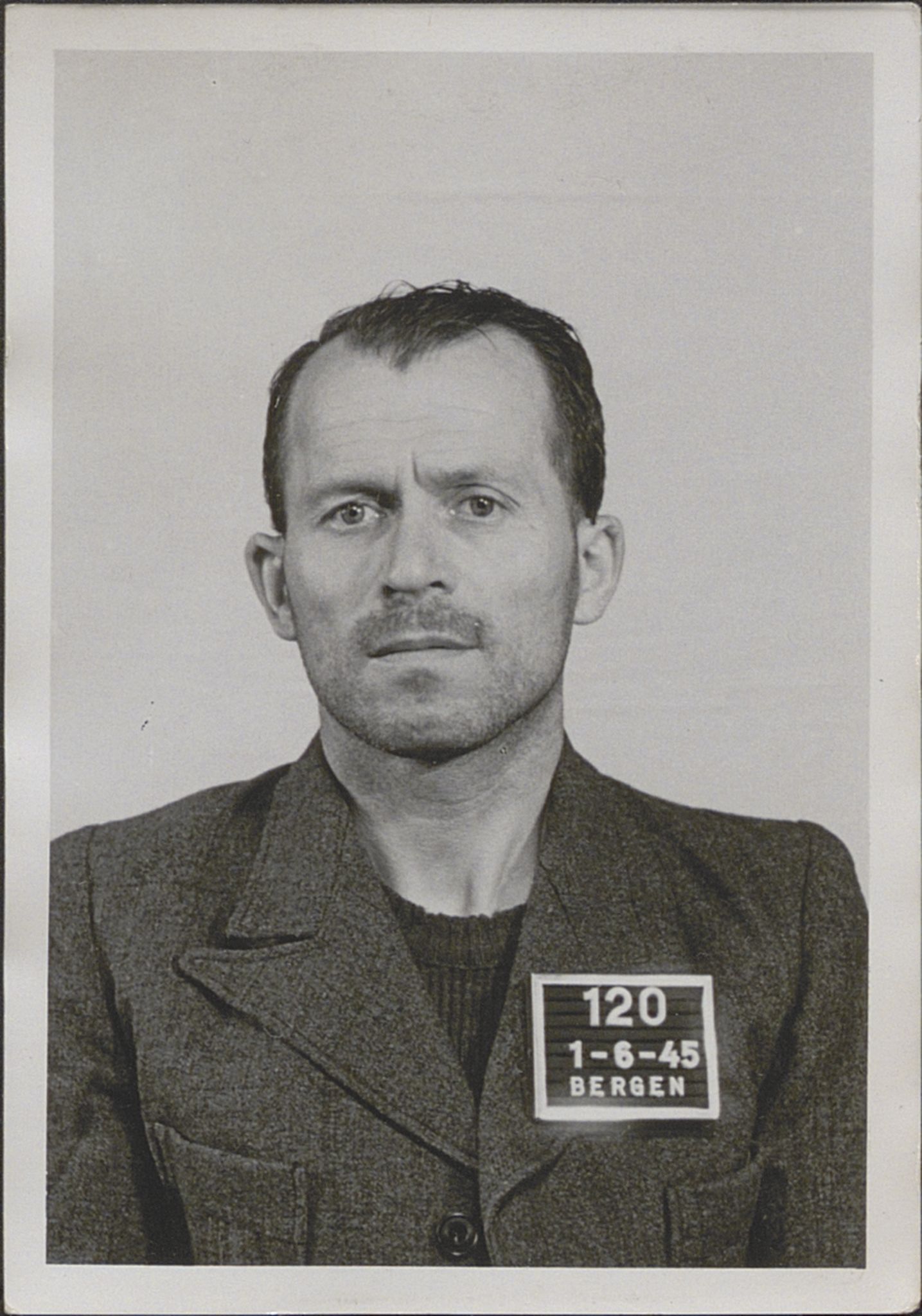 Bergen politikammer / politidistrikt, SAB/A-60401/Y/Yc/Ycd/L0004: Personfoto - landsvikere etc, 1945-1947, s. 106