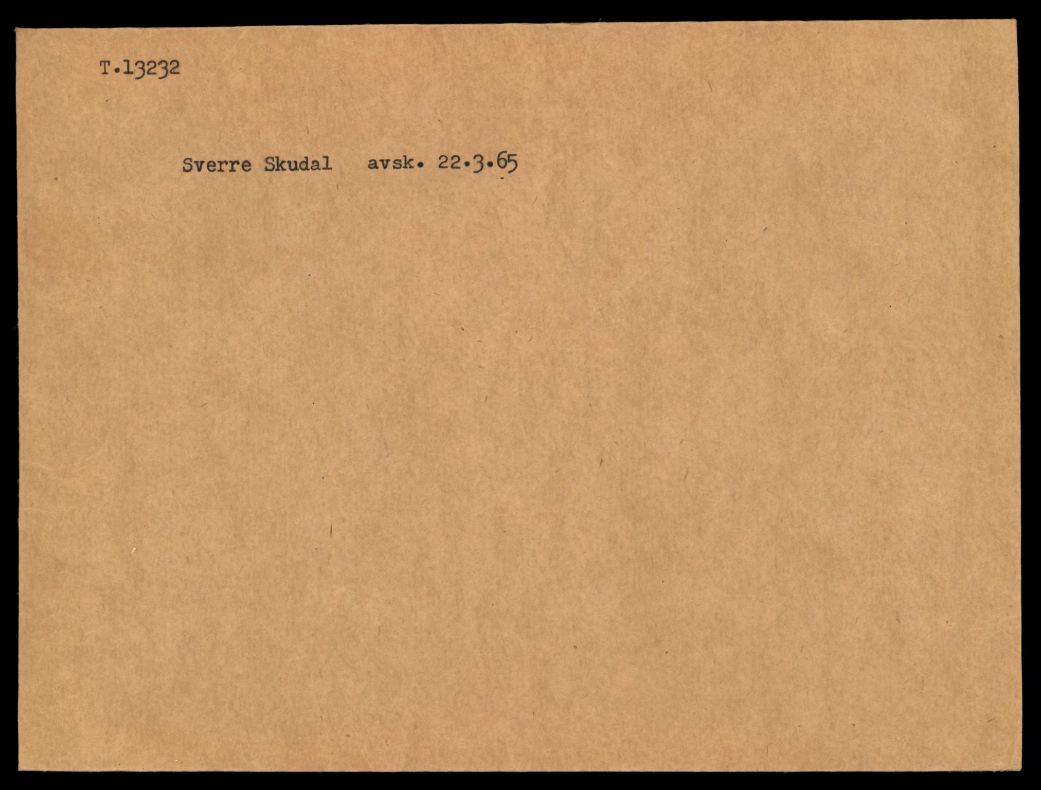 Møre og Romsdal vegkontor - Ålesund trafikkstasjon, AV/SAT-A-4099/F/Fe/L0038: Registreringskort for kjøretøy T 13180 - T 13360, 1927-1998, s. 905