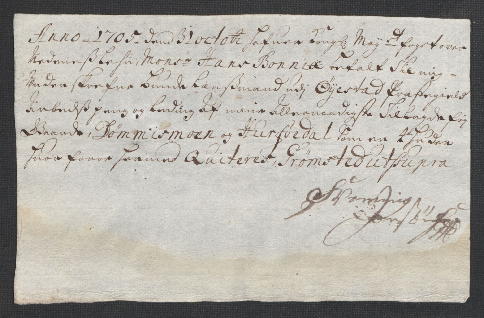 Rentekammeret inntil 1814, Reviderte regnskaper, Fogderegnskap, AV/RA-EA-4092/R39/L2317: Fogderegnskap Nedenes, 1704-1705, s. 466