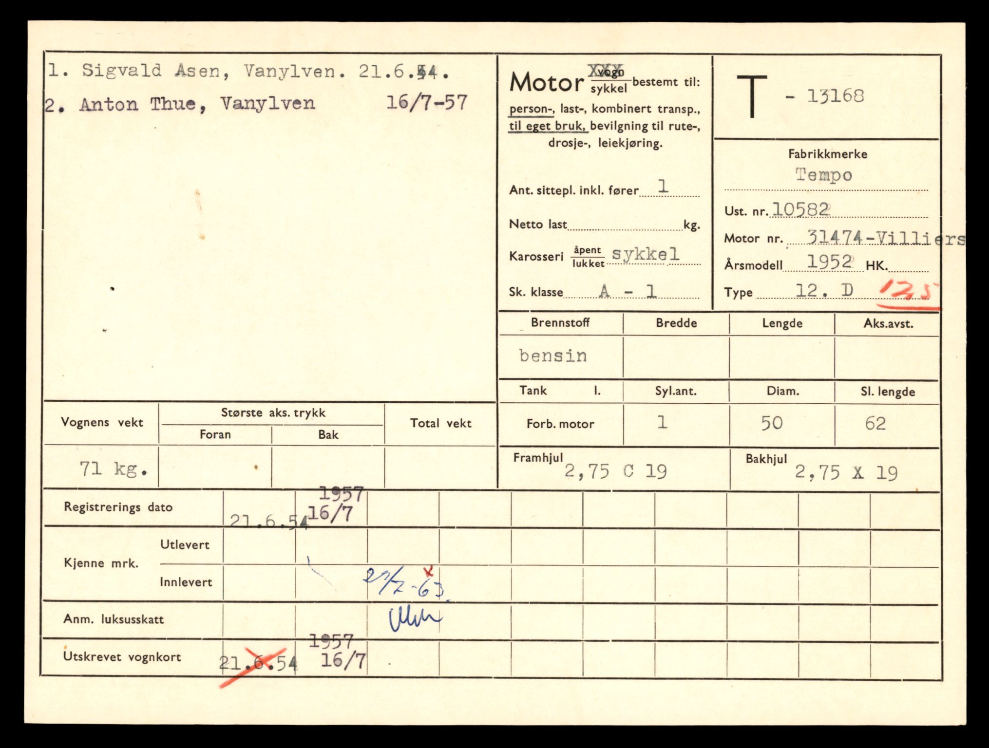Møre og Romsdal vegkontor - Ålesund trafikkstasjon, AV/SAT-A-4099/F/Fe/L0037: Registreringskort for kjøretøy T 13031 - T 13179, 1927-1998, s. 2644