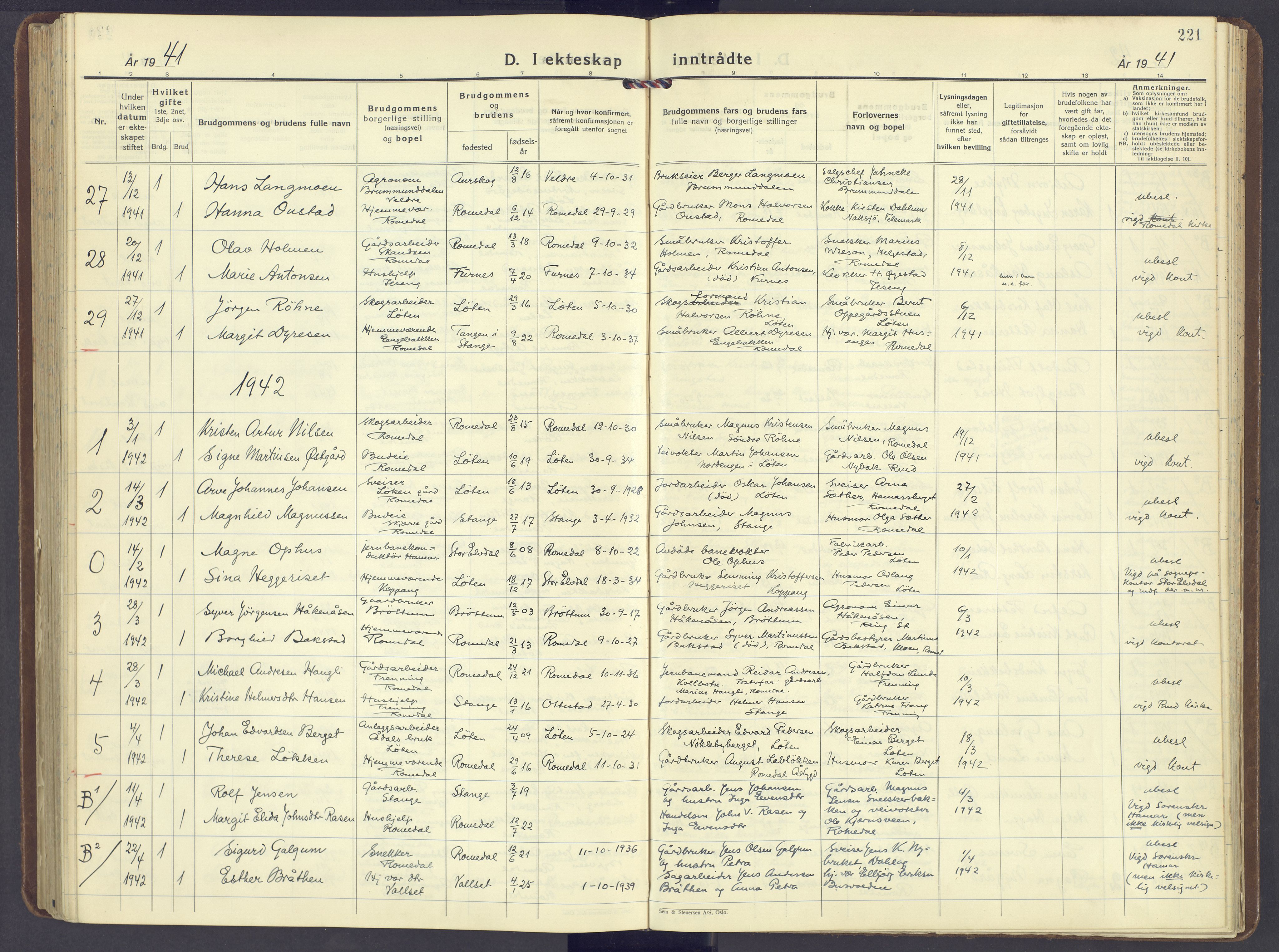 Romedal prestekontor, AV/SAH-PREST-004/K/L0014: Ministerialbok nr. 14, 1936-1949, s. 221