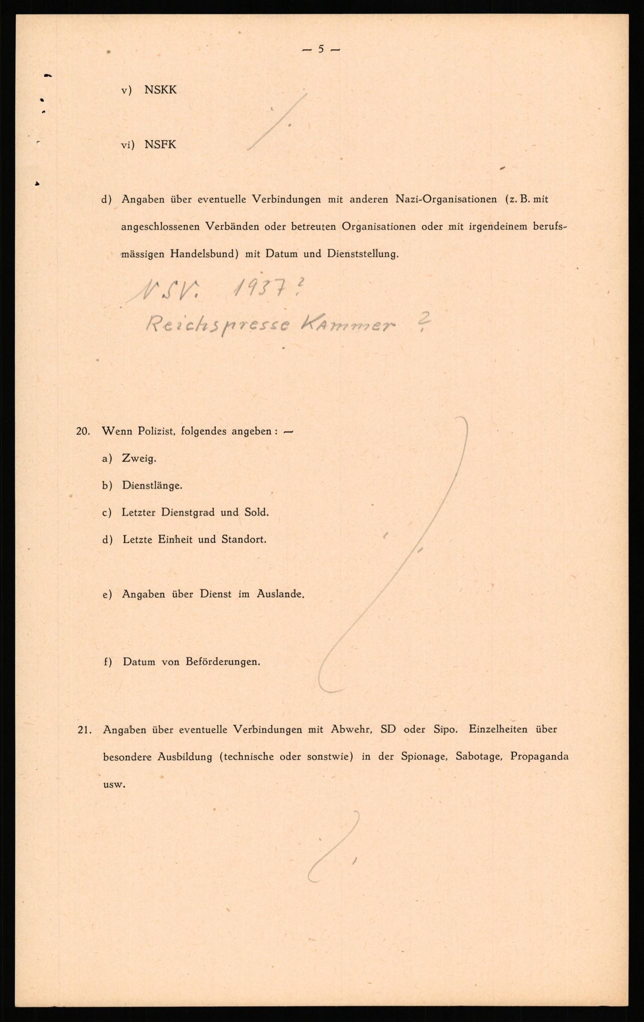 Forsvaret, Forsvarets overkommando II, AV/RA-RAFA-3915/D/Db/L0036: CI Questionaires. Tyske okkupasjonsstyrker i Norge. Tyskere., 1945-1946, s. 356