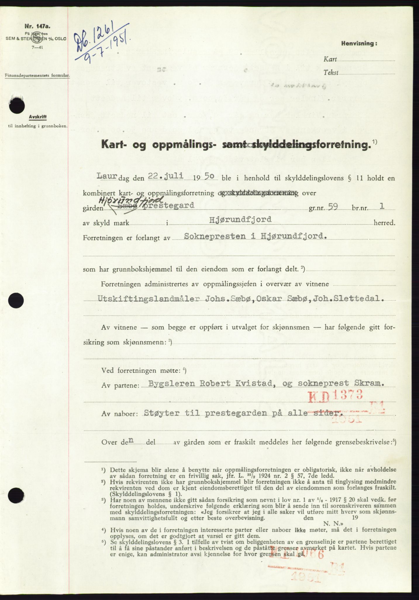 Søre Sunnmøre sorenskriveri, AV/SAT-A-4122/1/2/2C/L0089: Pantebok nr. 15A, 1951-1951, Dagboknr: 1261/1951