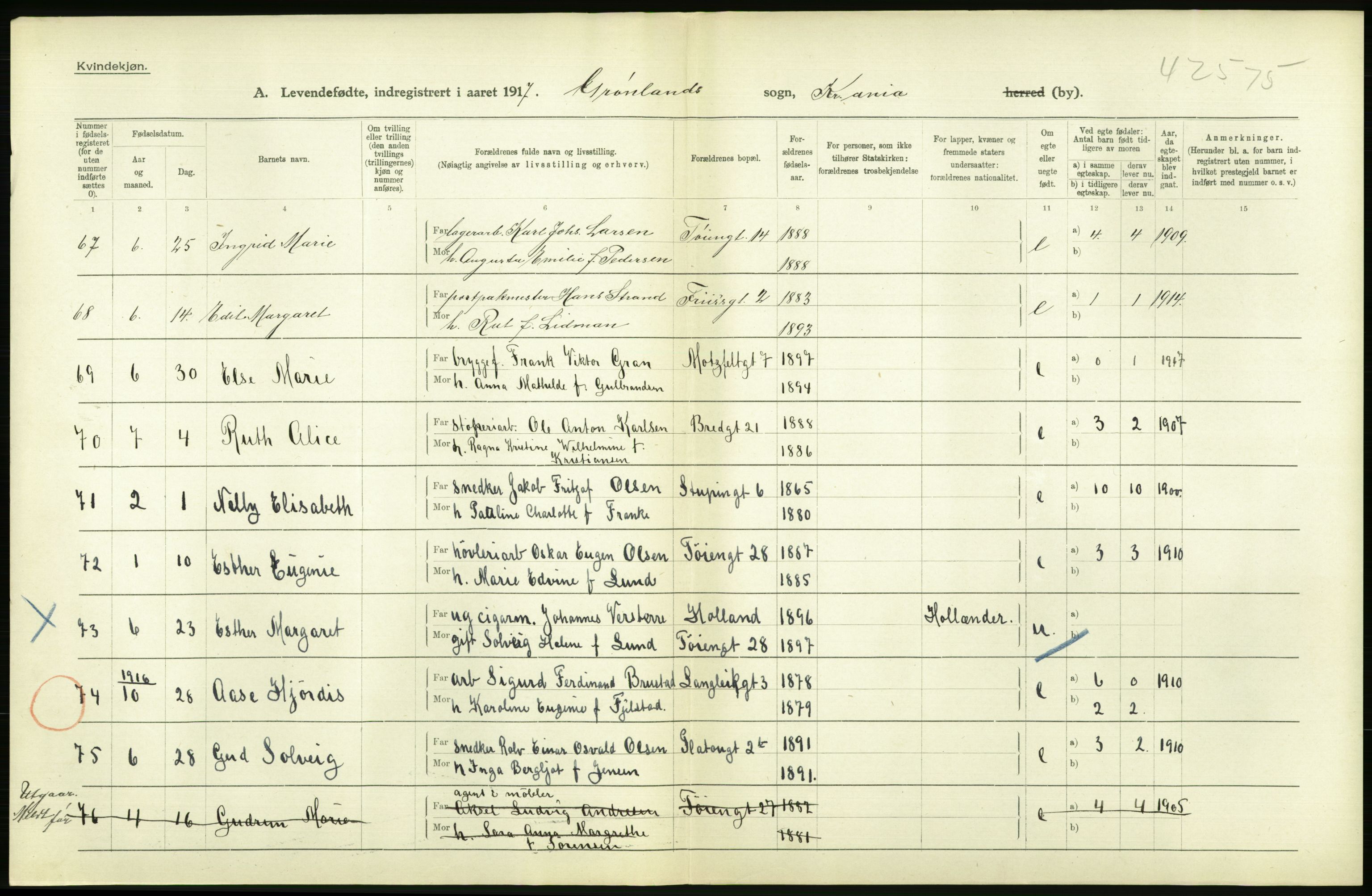 Statistisk sentralbyrå, Sosiodemografiske emner, Befolkning, AV/RA-S-2228/D/Df/Dfb/Dfbg/L0006: Kristiania: Levendefødte menn og kvinner., 1917, s. 46