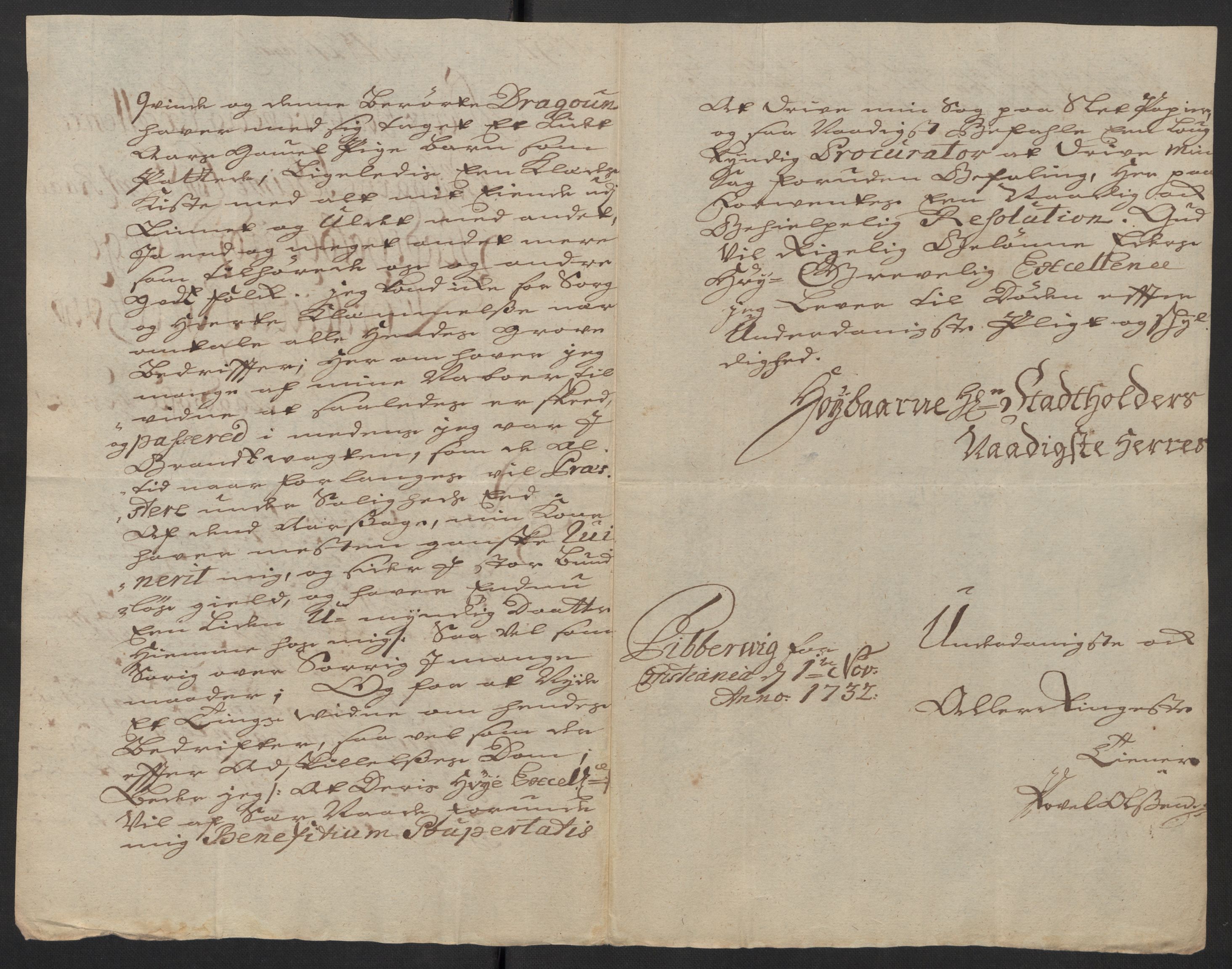 Stattholderembetet 1572-1771, AV/RA-EA-2870/Ef/L0106: Brev fra embetsmenn og andre, 1730-1732, s. 327