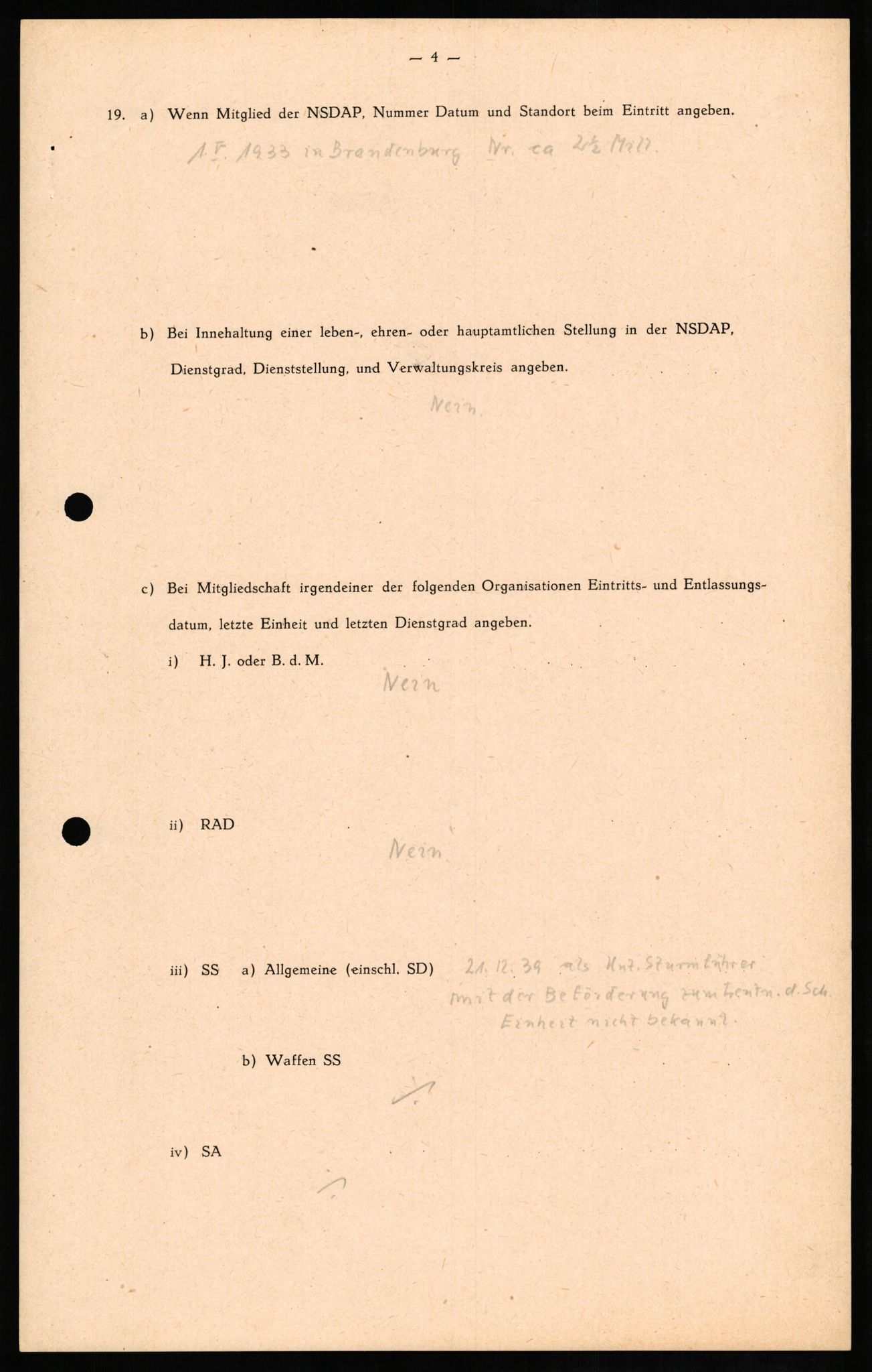 Forsvaret, Forsvarets overkommando II, RA/RAFA-3915/D/Db/L0013: CI Questionaires. Tyske okkupasjonsstyrker i Norge. Tyskere., 1945-1946, s. 37