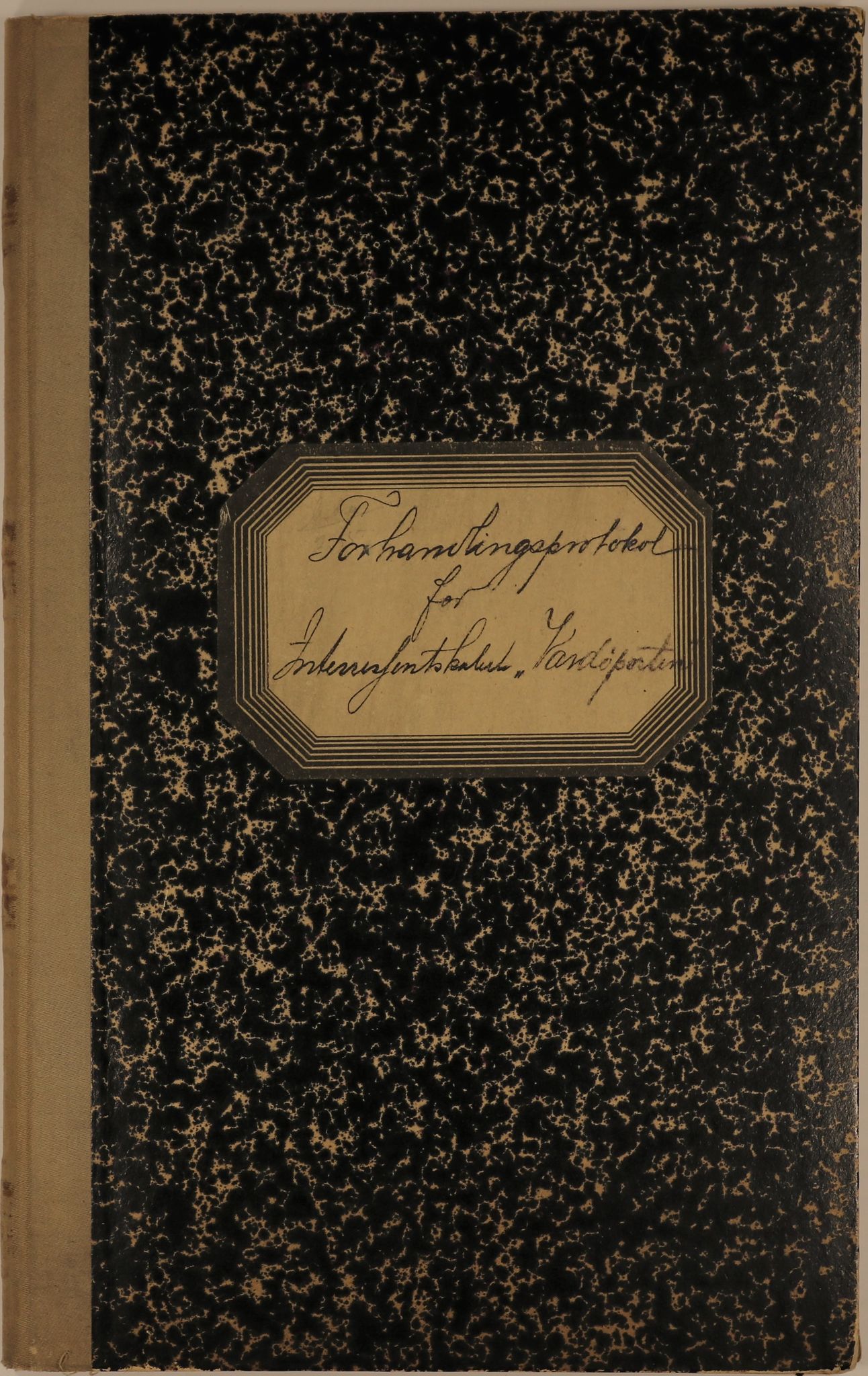Interessentskapet Vardøposten, VAMU/A-0025/A/L0001: Forhandlingsprotokoll og styrets korrespondanse, 1902-1913