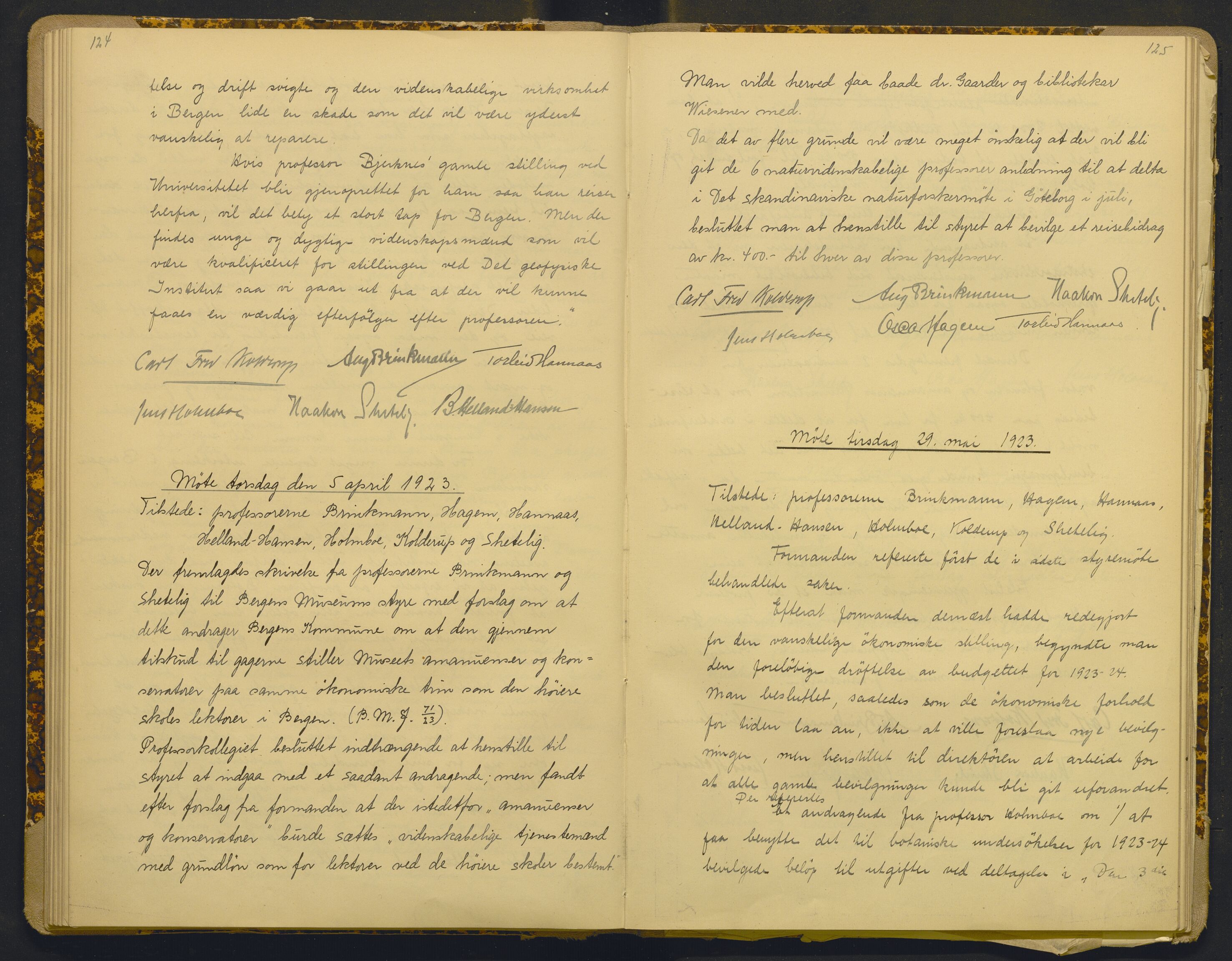 Bergens Museum, AV/SAB-A-17301/18/A/L0001: Bestyrerkollegiets forhandlingsprotokoll med register , 1907-1927, s. 124-125