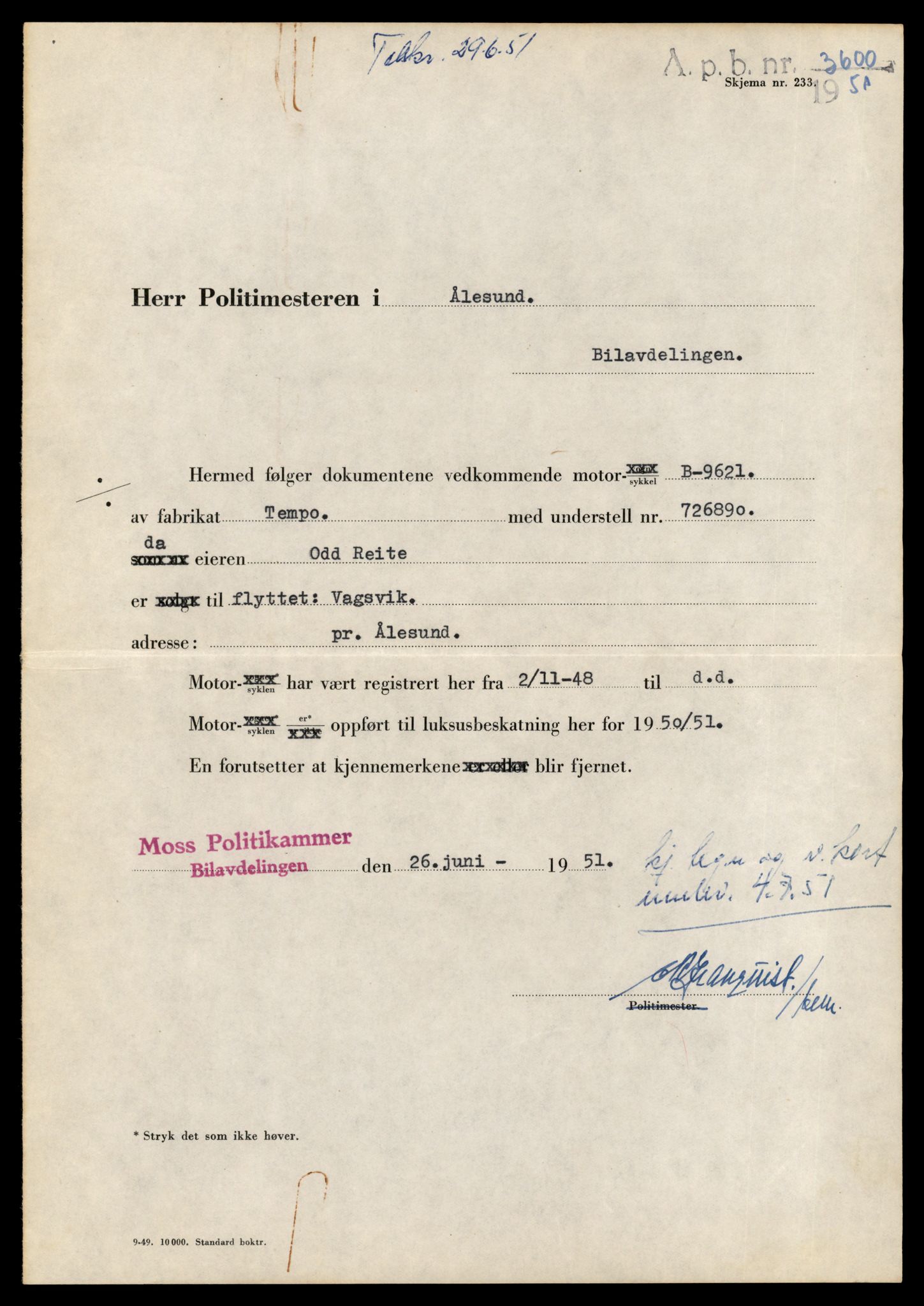 Møre og Romsdal vegkontor - Ålesund trafikkstasjon, AV/SAT-A-4099/F/Fe/L0037: Registreringskort for kjøretøy T 13031 - T 13179, 1927-1998, s. 295