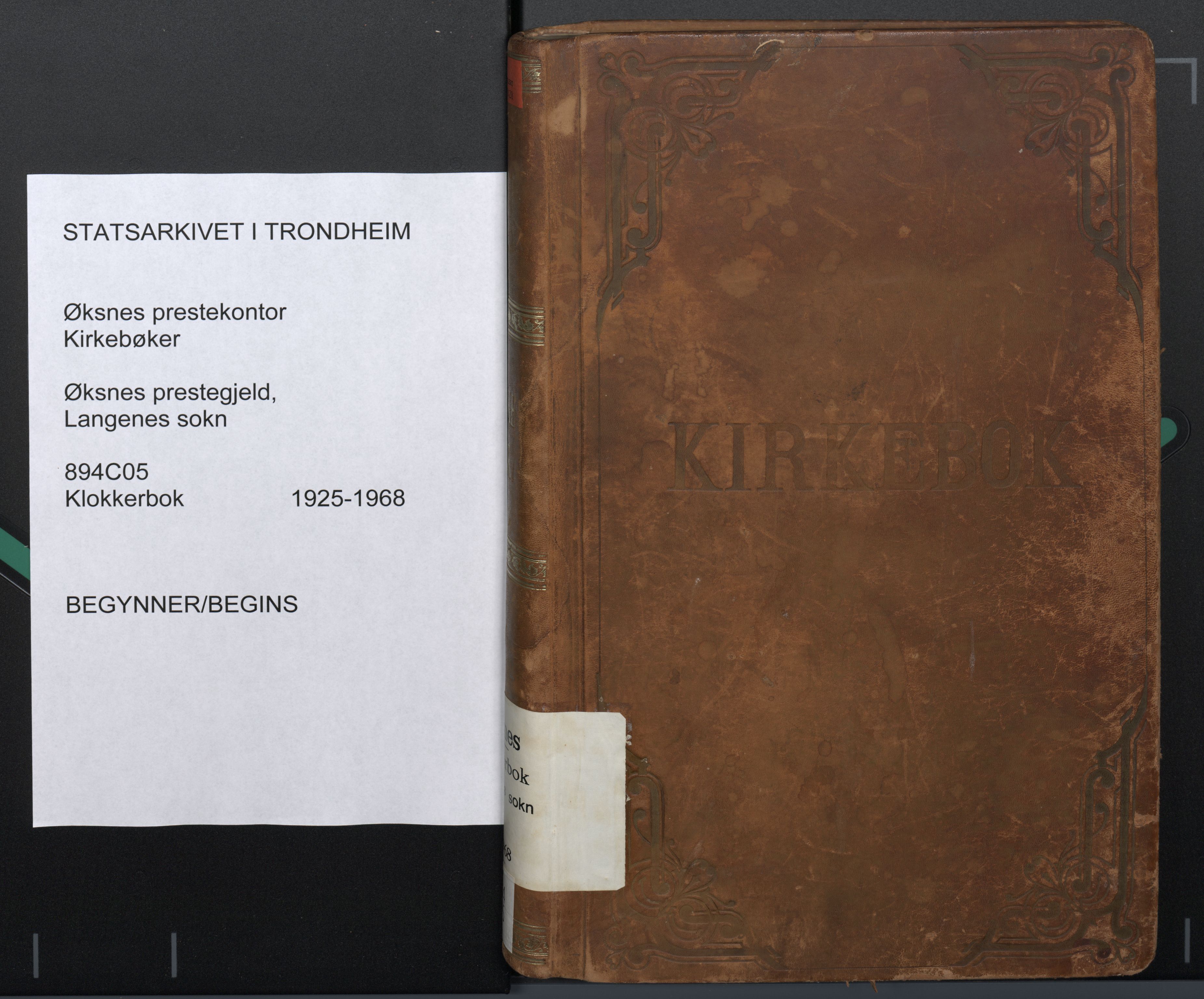 Ministerialprotokoller, klokkerbøker og fødselsregistre - Nordland, AV/SAT-A-1459/894/L1362: Klokkerbok nr. 894C05, 1925-1968