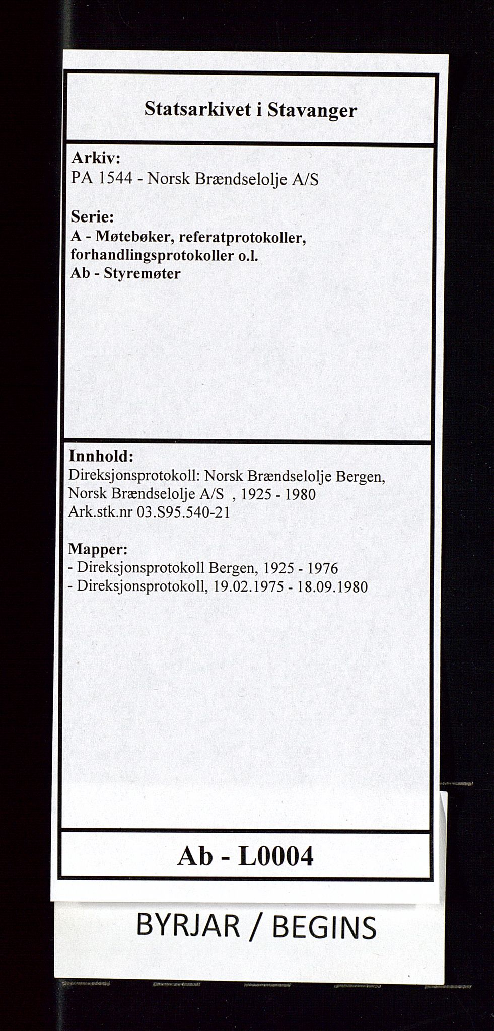 PA 1544 - Norsk Brændselolje A/S, AV/SAST-A-101965/1/A/Ab/L0004/0001: Direksjonsprotokoll: Norsk Brændselolje Bergen,  Norsk Brændselolje A/S   / Direksjonsprotokoll Bergen, 1925-1976, s. 1