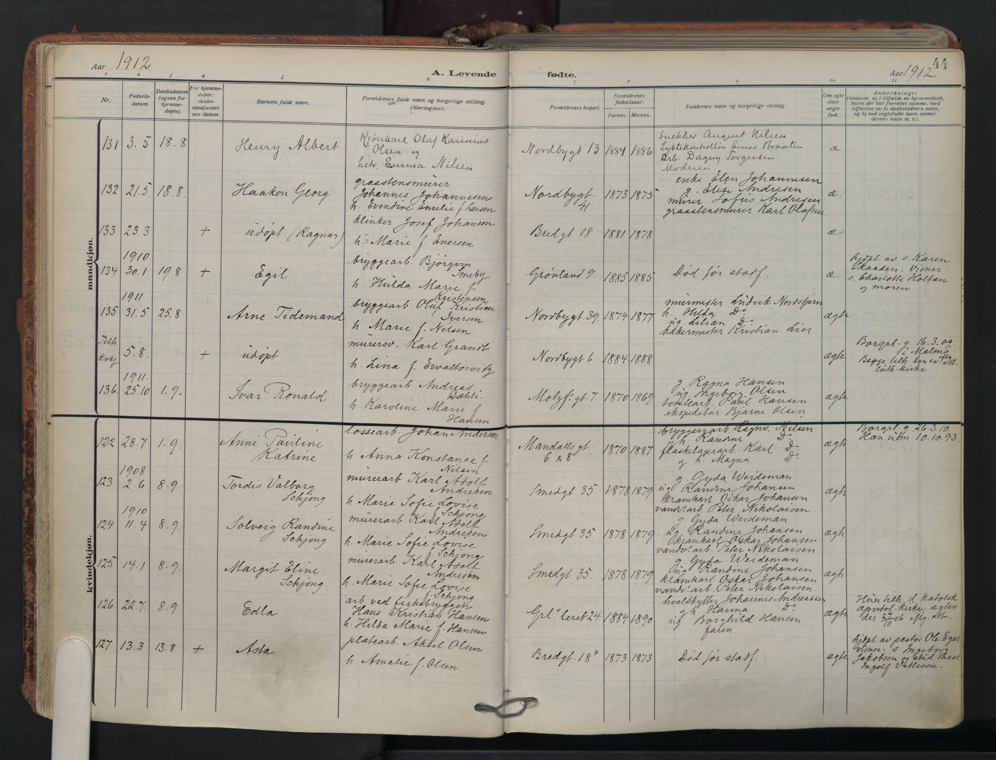 Grønland prestekontor Kirkebøker, AV/SAO-A-10848/F/Fa/L0018: Ministerialbok nr. 18, 1911-1945, s. 44