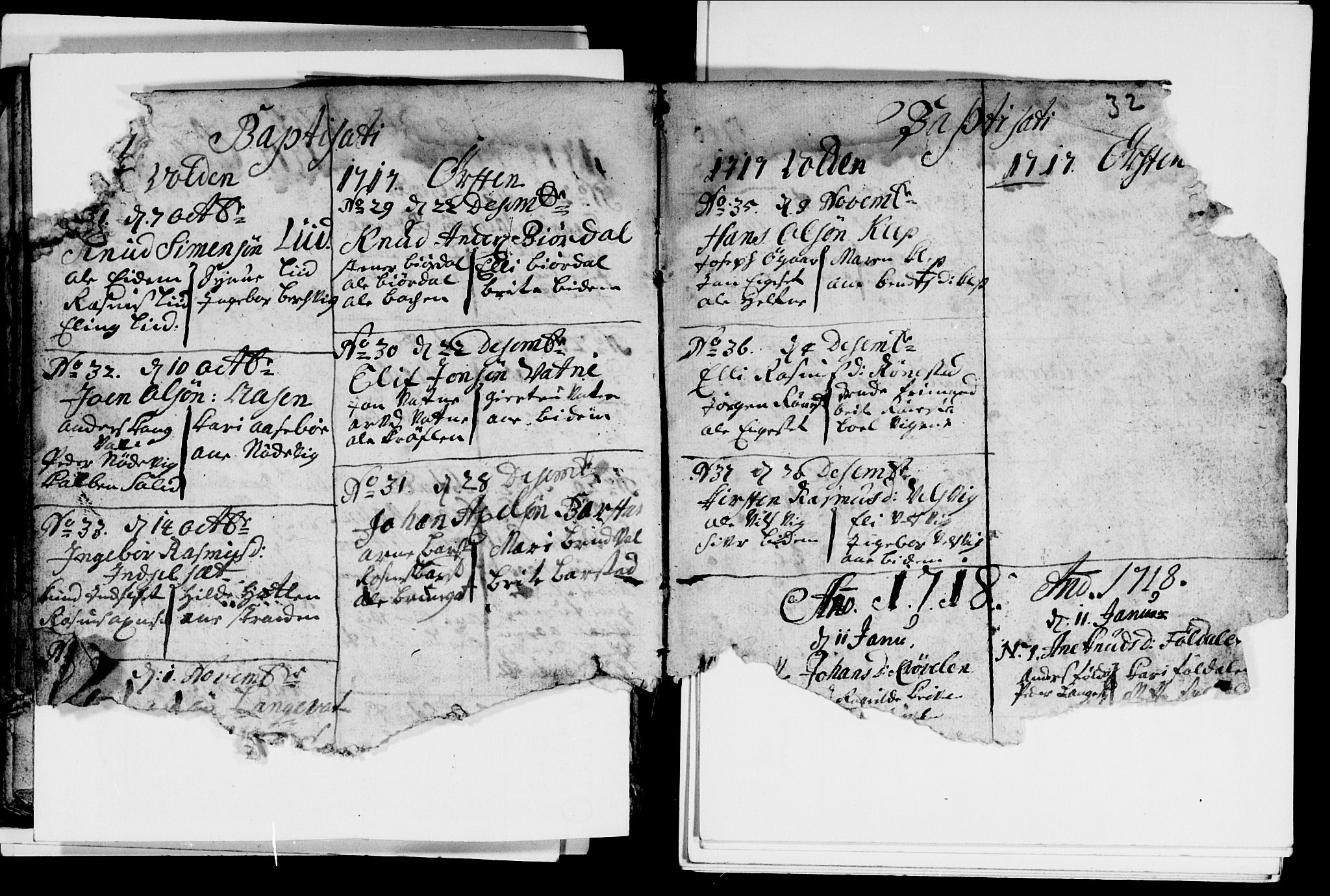 Ministerialprotokoller, klokkerbøker og fødselsregistre - Møre og Romsdal, AV/SAT-A-1454/511/L0134: Ministerialbok nr. 511A01, 1713-1720, s. 32