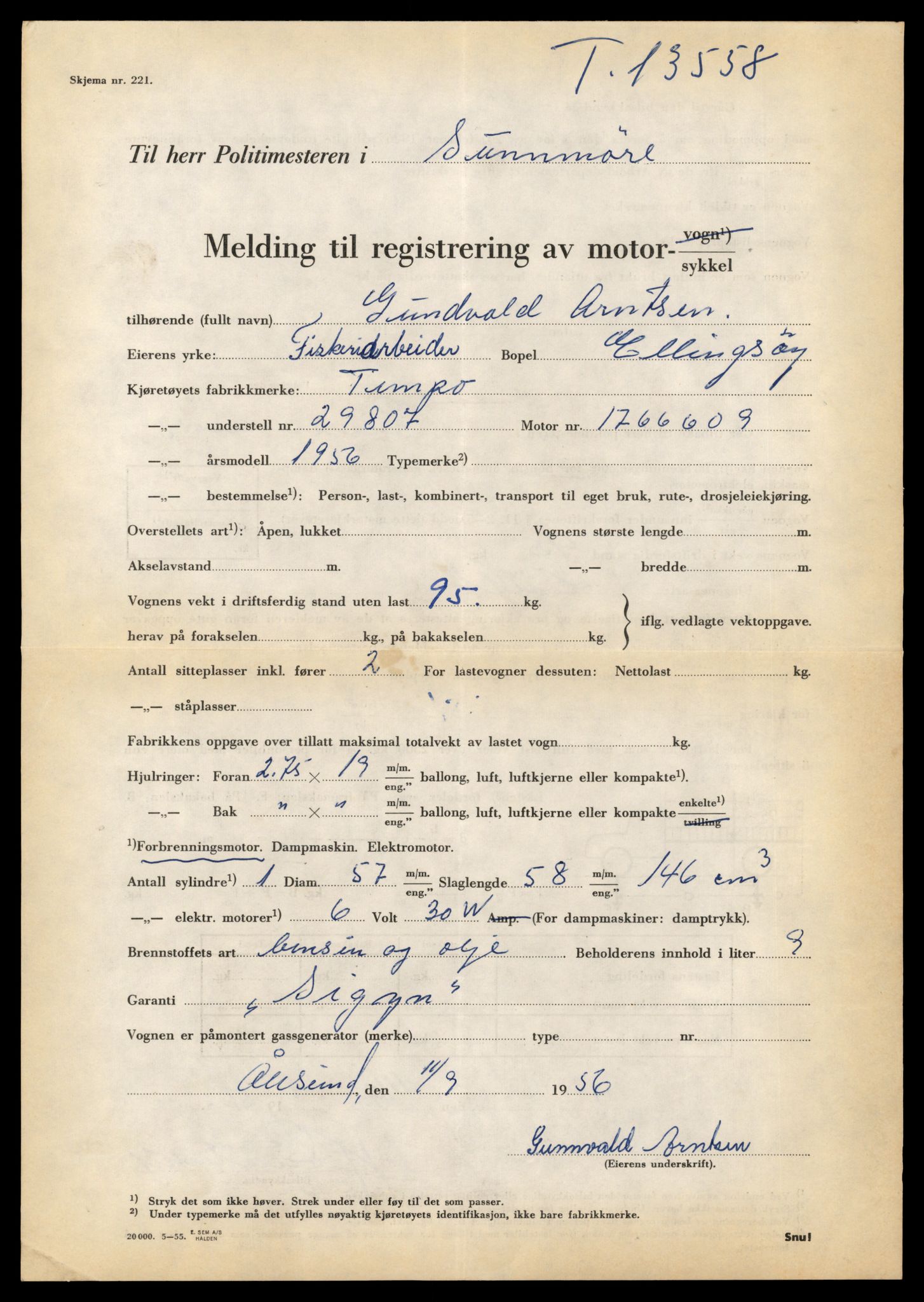 Møre og Romsdal vegkontor - Ålesund trafikkstasjon, AV/SAT-A-4099/F/Fe/L0040: Registreringskort for kjøretøy T 13531 - T 13709, 1927-1998, s. 562