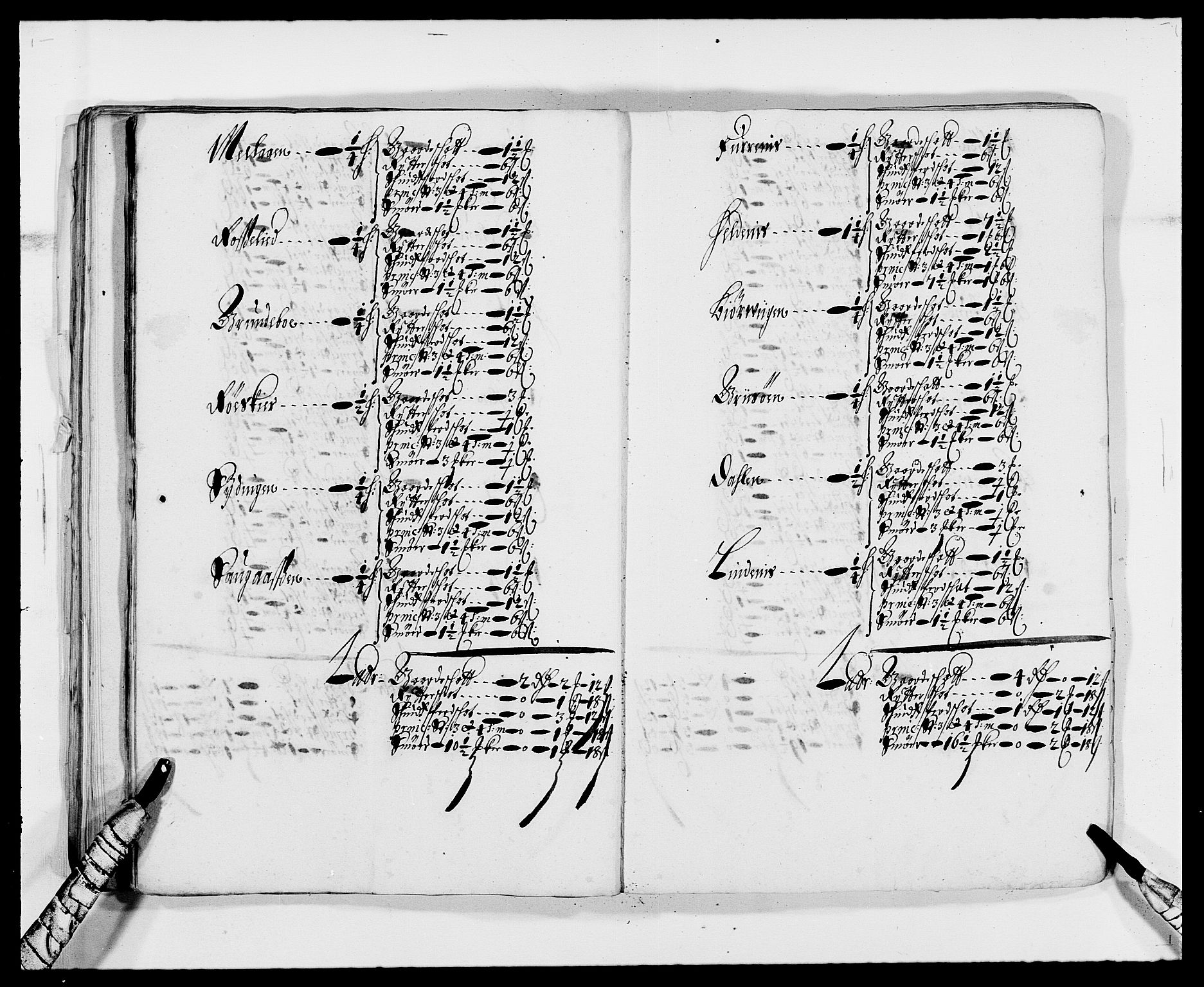 Rentekammeret inntil 1814, Reviderte regnskaper, Fogderegnskap, AV/RA-EA-4092/R39/L2297: Fogderegnskap Nedenes, 1667-1669, s. 354