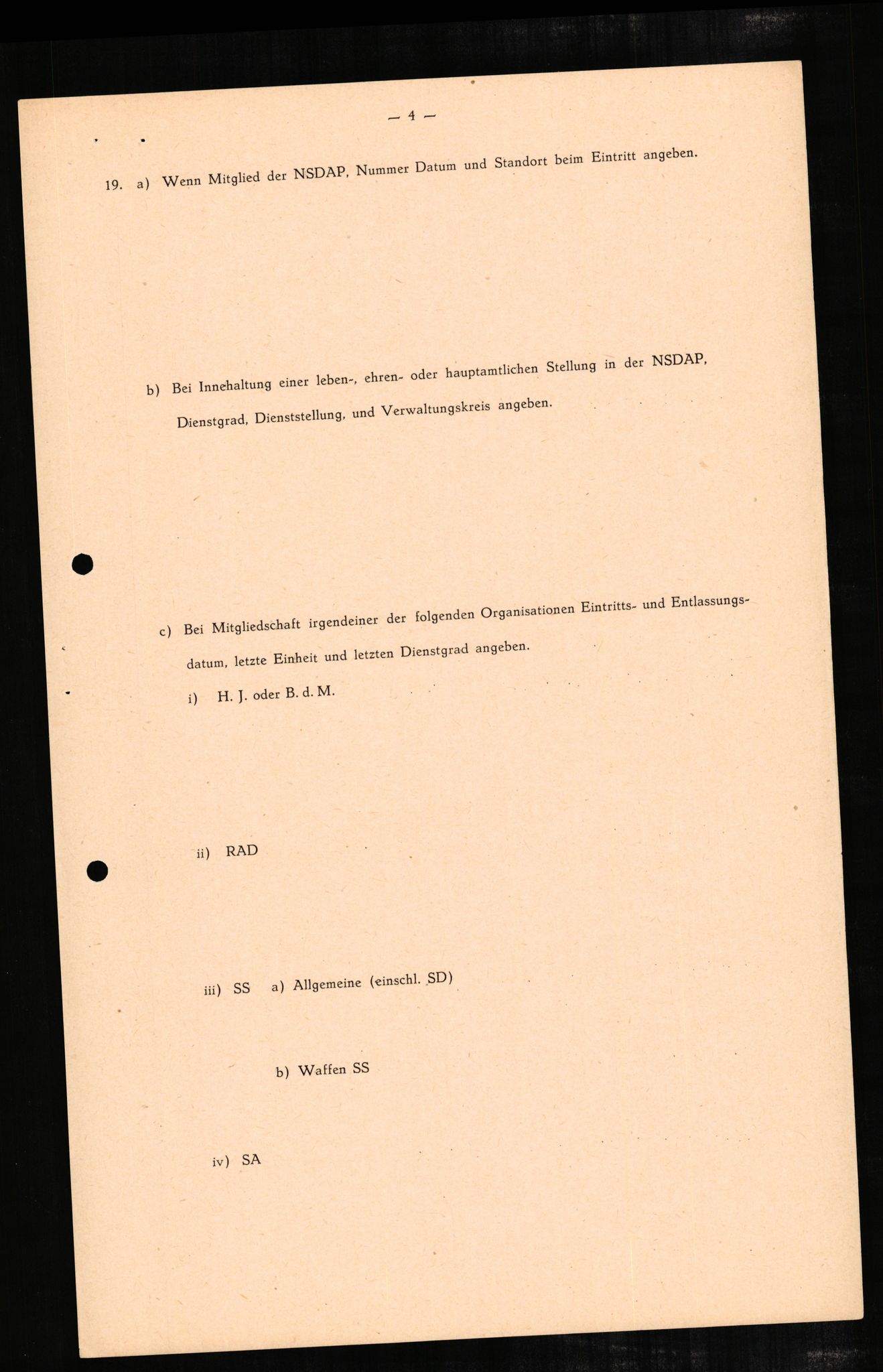 Forsvaret, Forsvarets overkommando II, RA/RAFA-3915/D/Db/L0004: CI Questionaires. Tyske okkupasjonsstyrker i Norge. Tyskere., 1945-1946, s. 47