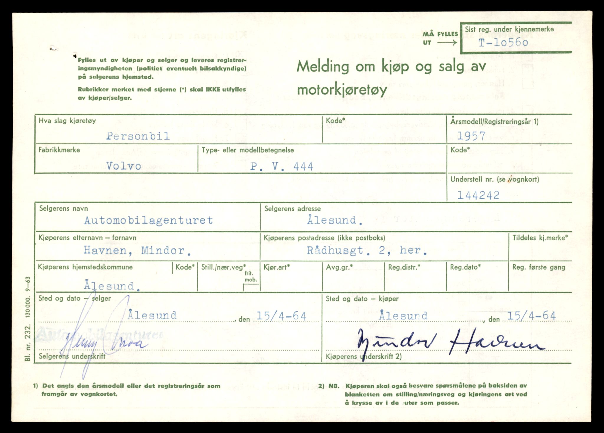 Møre og Romsdal vegkontor - Ålesund trafikkstasjon, AV/SAT-A-4099/F/Fe/L0021: Registreringskort for kjøretøy T 10471 - T 10583, 1927-1998, s. 2565