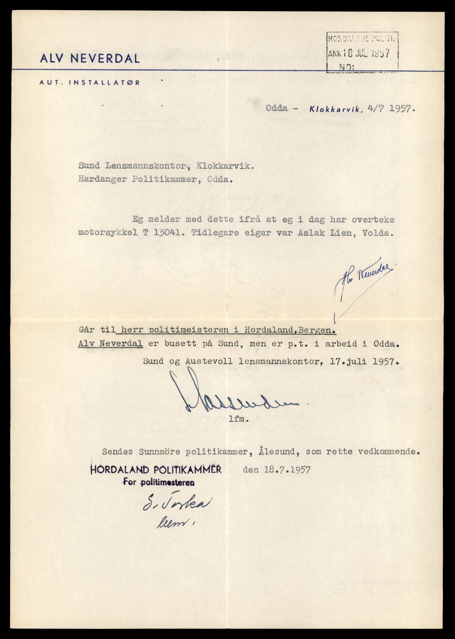 Møre og Romsdal vegkontor - Ålesund trafikkstasjon, AV/SAT-A-4099/F/Fe/L0037: Registreringskort for kjøretøy T 13031 - T 13179, 1927-1998, s. 245