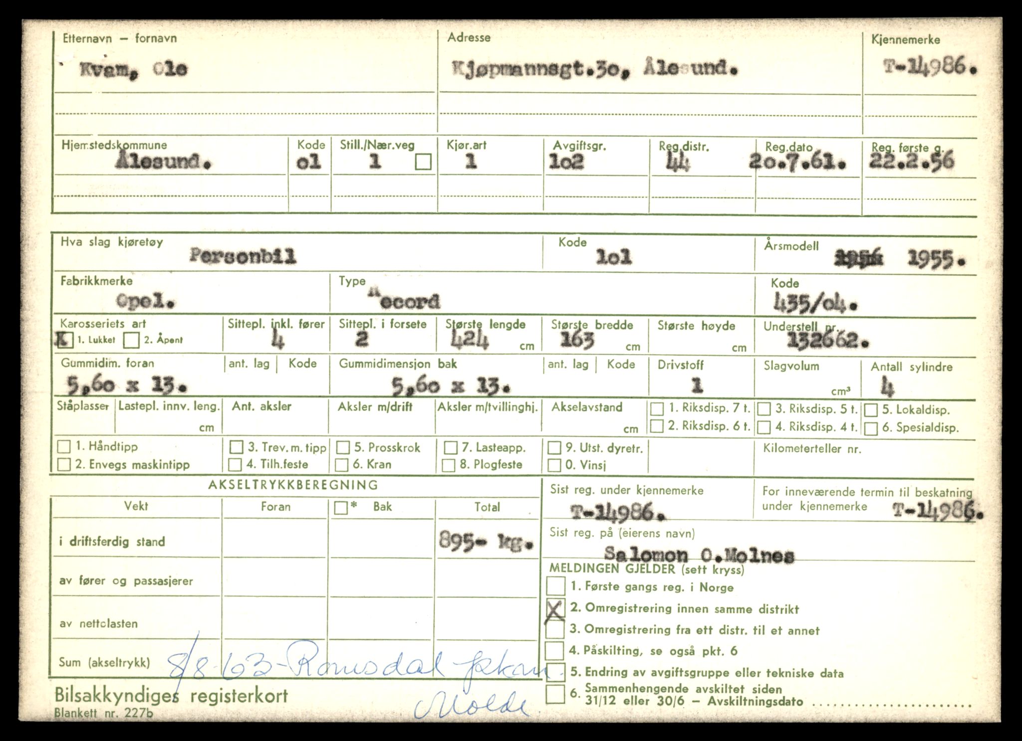 Møre og Romsdal vegkontor - Ålesund trafikkstasjon, AV/SAT-A-4099/F/Fe/L0049: Registreringskort for kjøretøy T 14864 - T 18613, 1927-1998, s. 2917