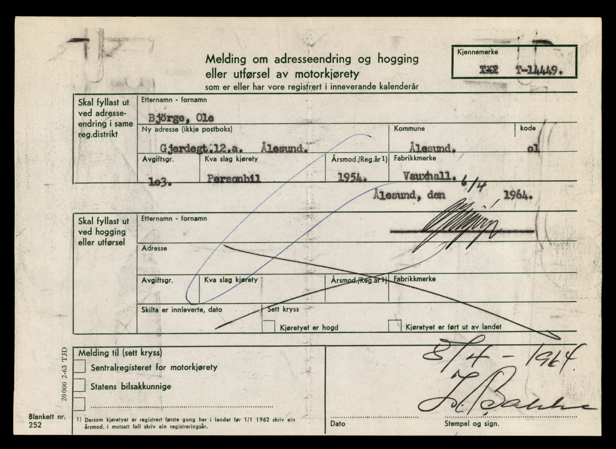 Møre og Romsdal vegkontor - Ålesund trafikkstasjon, AV/SAT-A-4099/F/Fe/L0046: Registreringskort for kjøretøy T 14445 - T 14579, 1927-1998