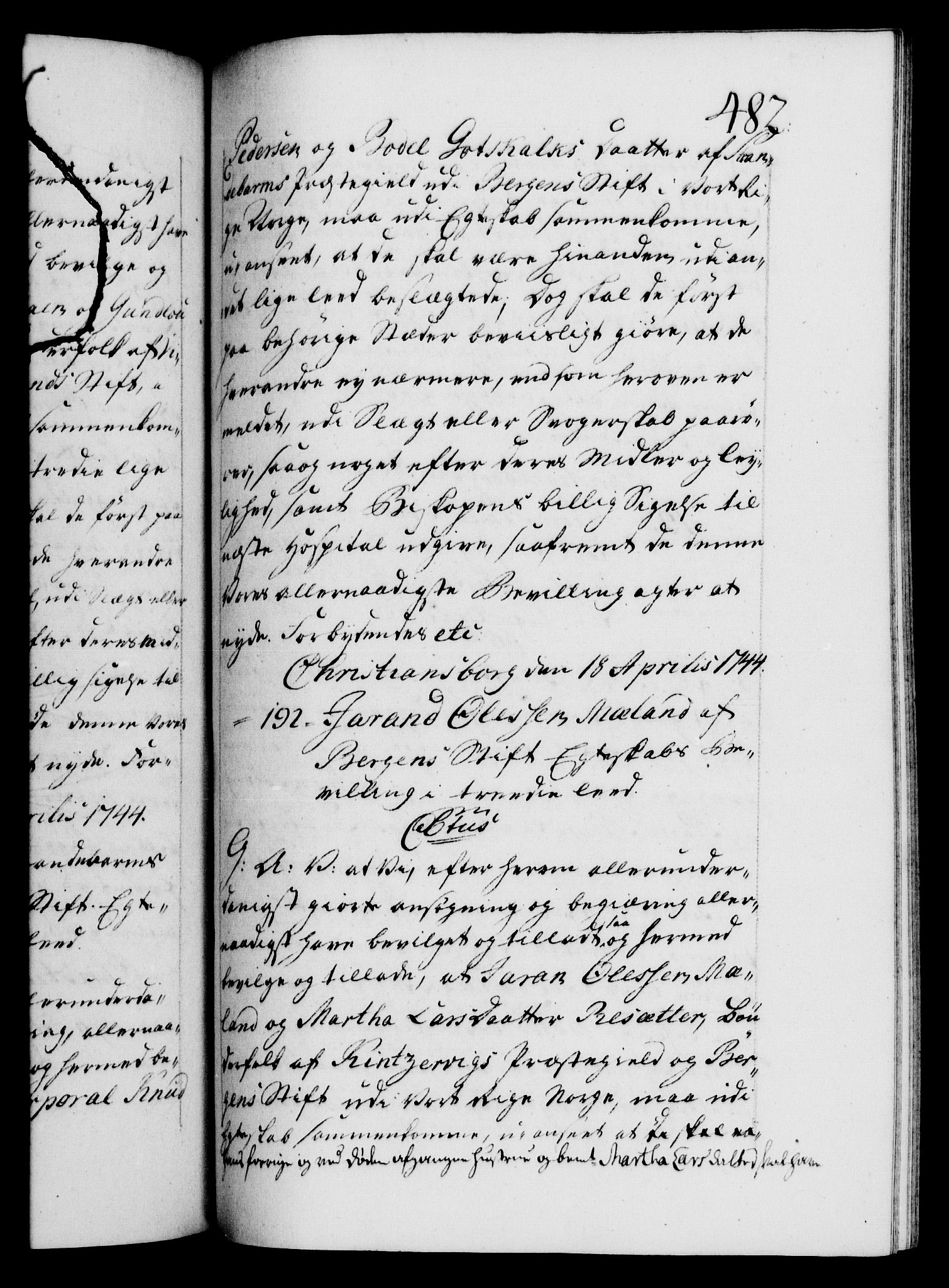 Danske Kanselli 1572-1799, AV/RA-EA-3023/F/Fc/Fca/Fcaa/L0033: Norske registre, 1743-1744, s. 482a
