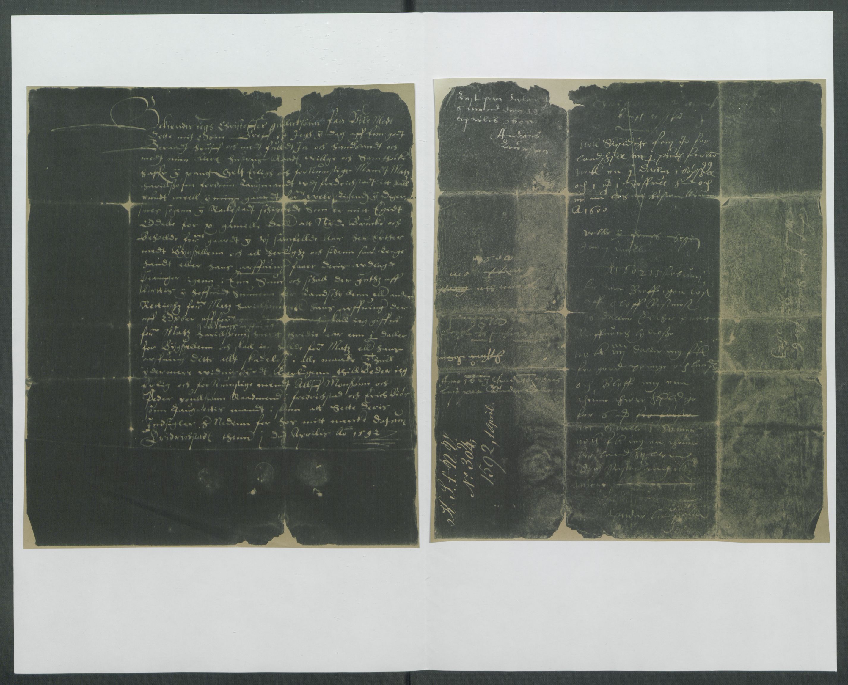 Riksarkivets diplomsamling, AV/RA-EA-5965/F02/L0095: Dokumenter, 1592, s. 43