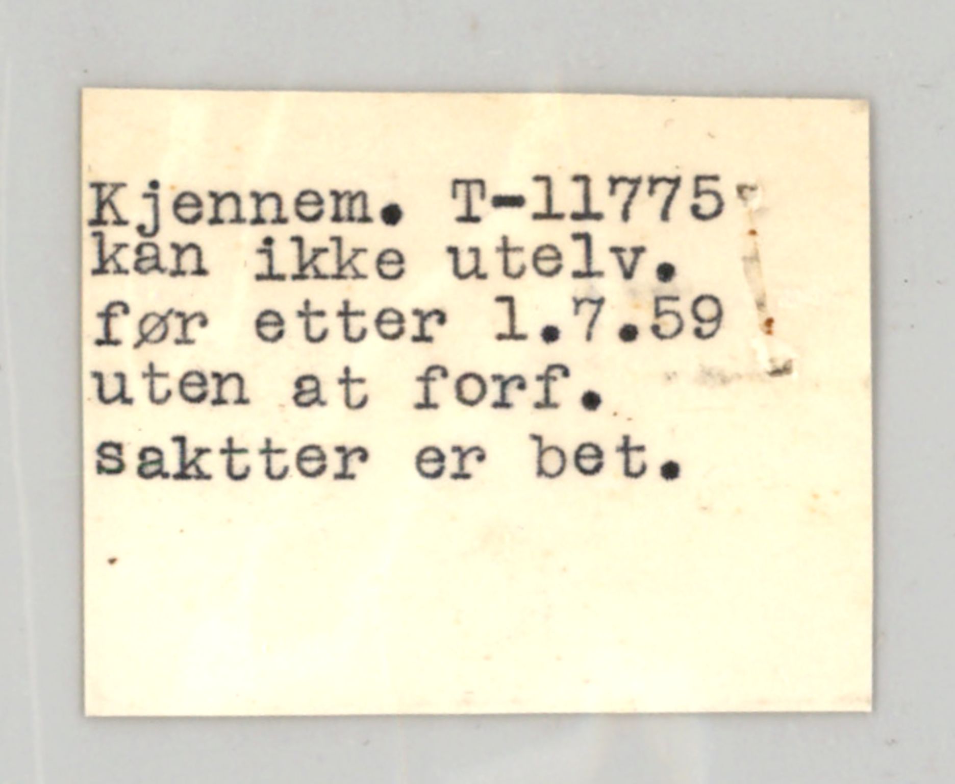 Møre og Romsdal vegkontor - Ålesund trafikkstasjon, AV/SAT-A-4099/F/Fe/L0030: Registreringskort for kjøretøy T 11620 - T 11799, 1927-1998, s. 2147