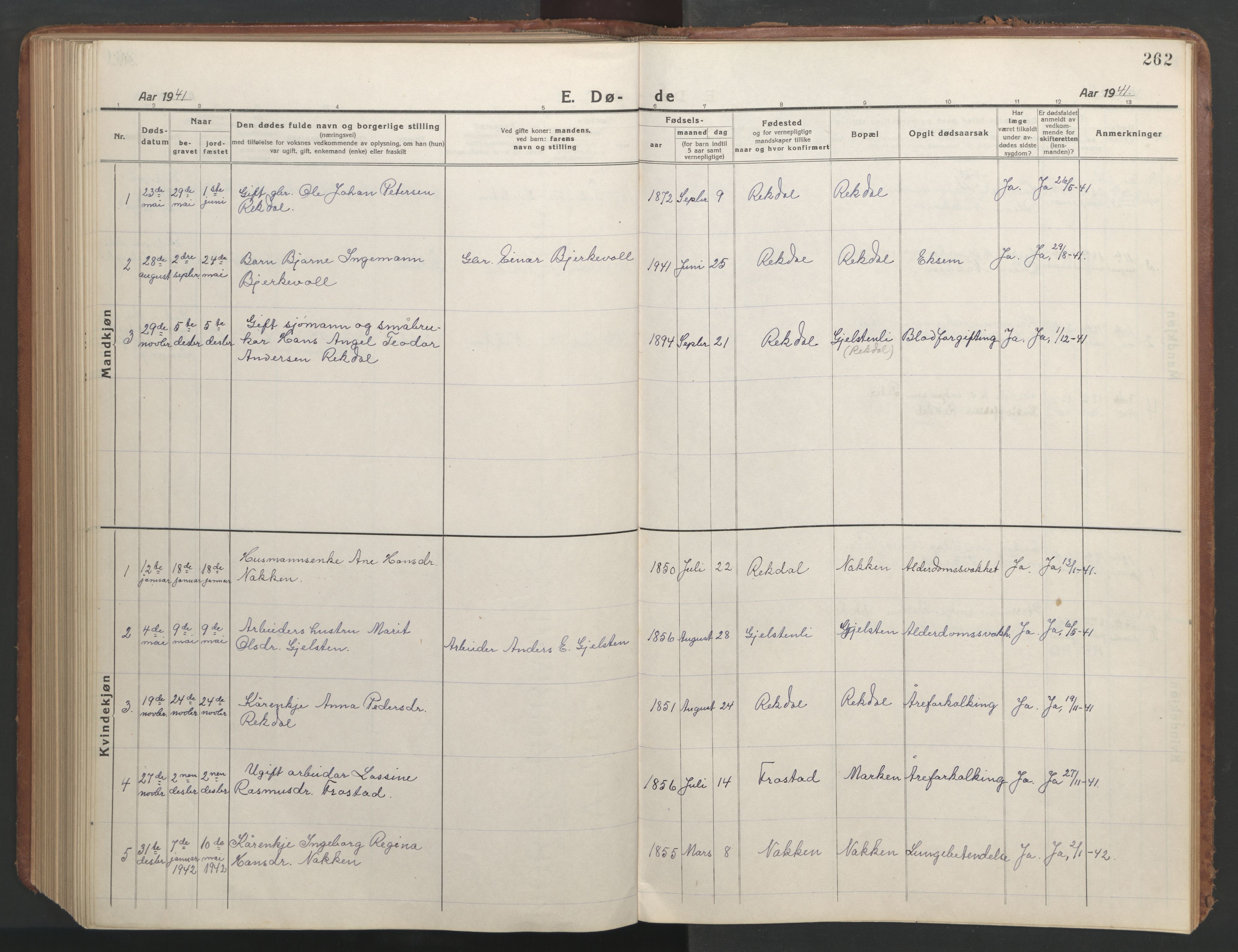 Ministerialprotokoller, klokkerbøker og fødselsregistre - Møre og Romsdal, AV/SAT-A-1454/540/L0542: Klokkerbok nr. 540C02, 1921-1967, s. 262