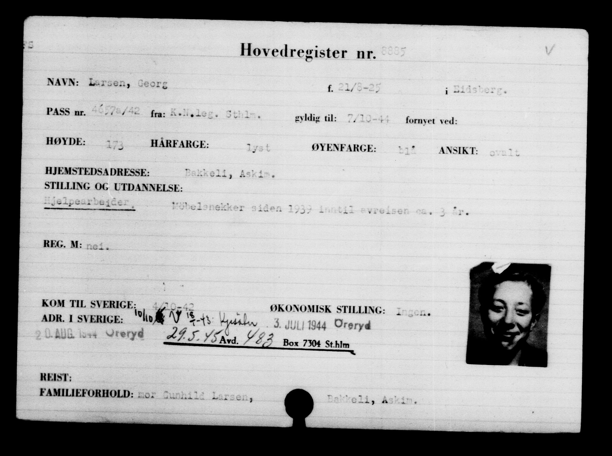 Utenriksstasjonene, Legasjonen i Stockholm, Flyktningkontoret, AV/RA-S-6753/V/Va/L0005: Kjesäterkartoteket, flyktninger med registreringsnr. 6600-9417, 1940-1945, s. 2679