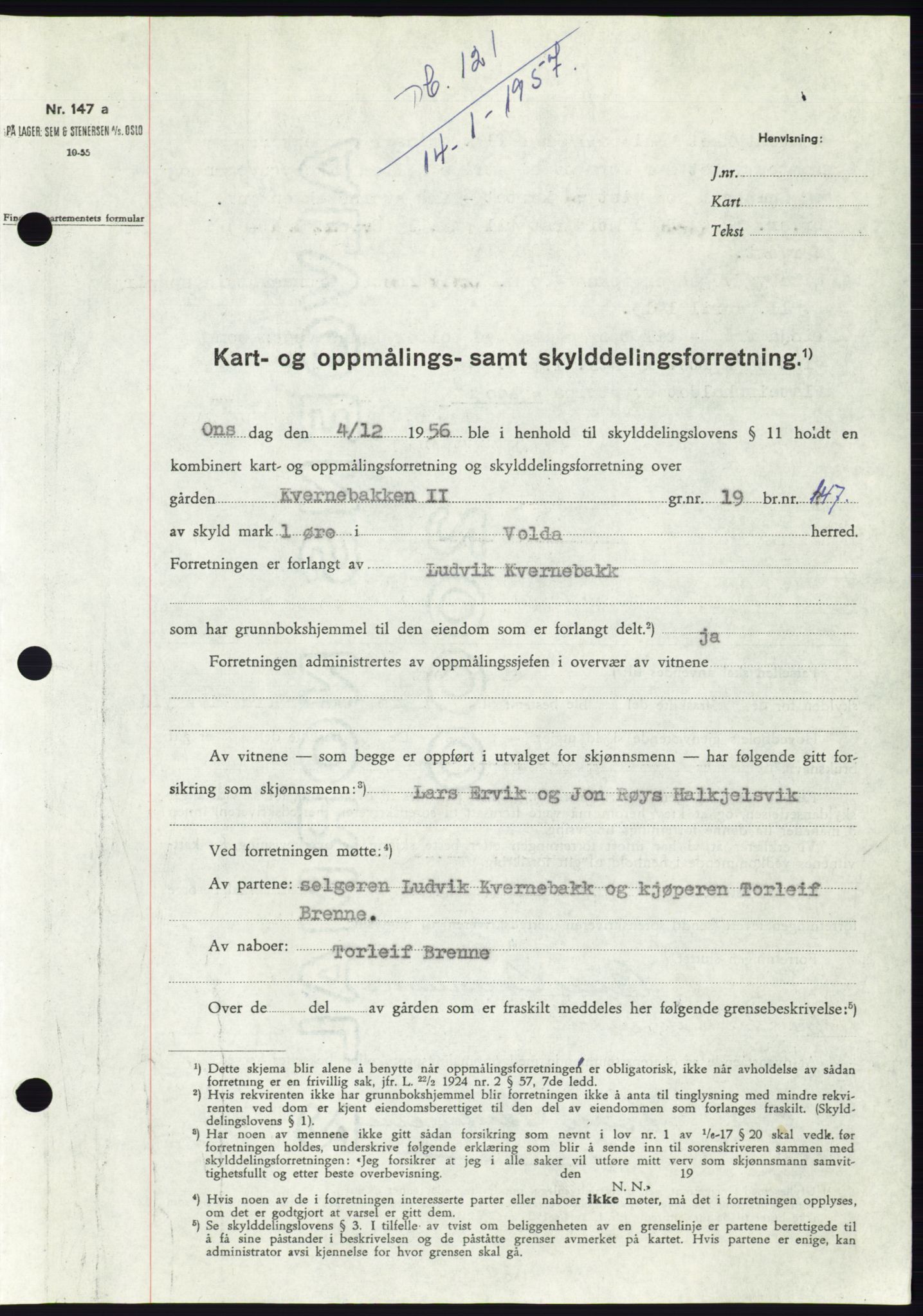 Søre Sunnmøre sorenskriveri, SAT/A-4122/1/2/2C/L0105: Pantebok nr. 31A, 1956-1957, Dagboknr: 121/1957