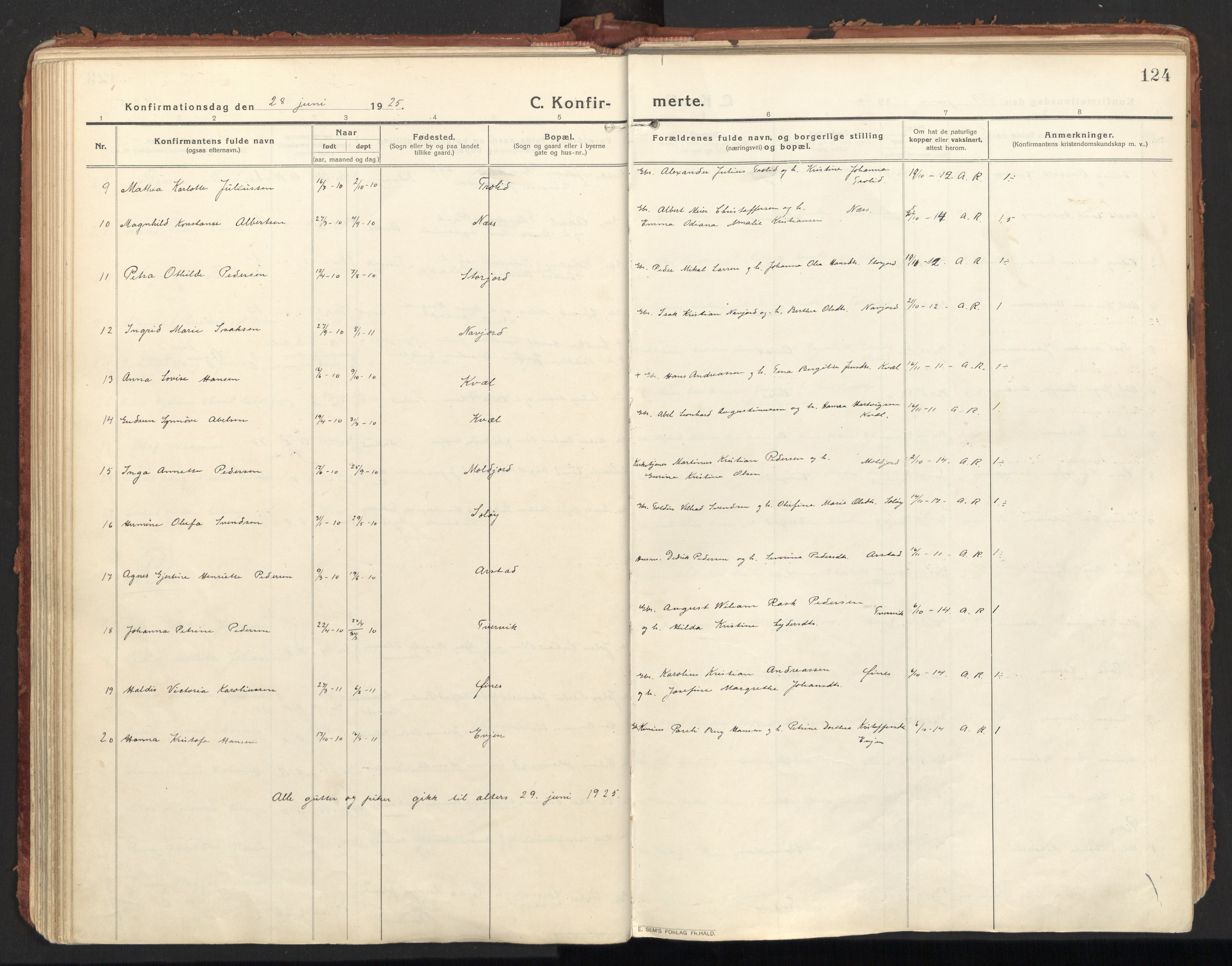 Ministerialprotokoller, klokkerbøker og fødselsregistre - Nordland, AV/SAT-A-1459/846/L0650: Ministerialbok nr. 846A08, 1916-1935, s. 124