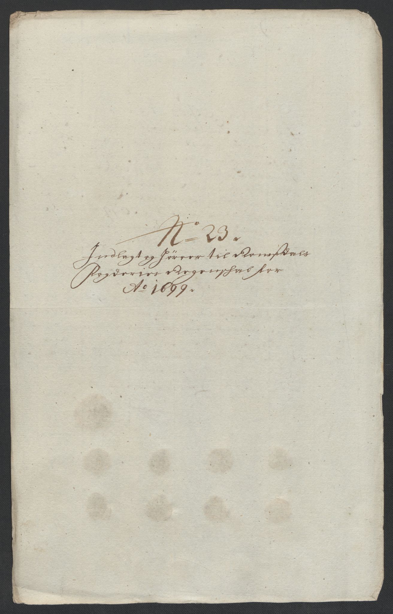 Rentekammeret inntil 1814, Reviderte regnskaper, Fogderegnskap, AV/RA-EA-4092/R55/L3654: Fogderegnskap Romsdal, 1699-1700, s. 143