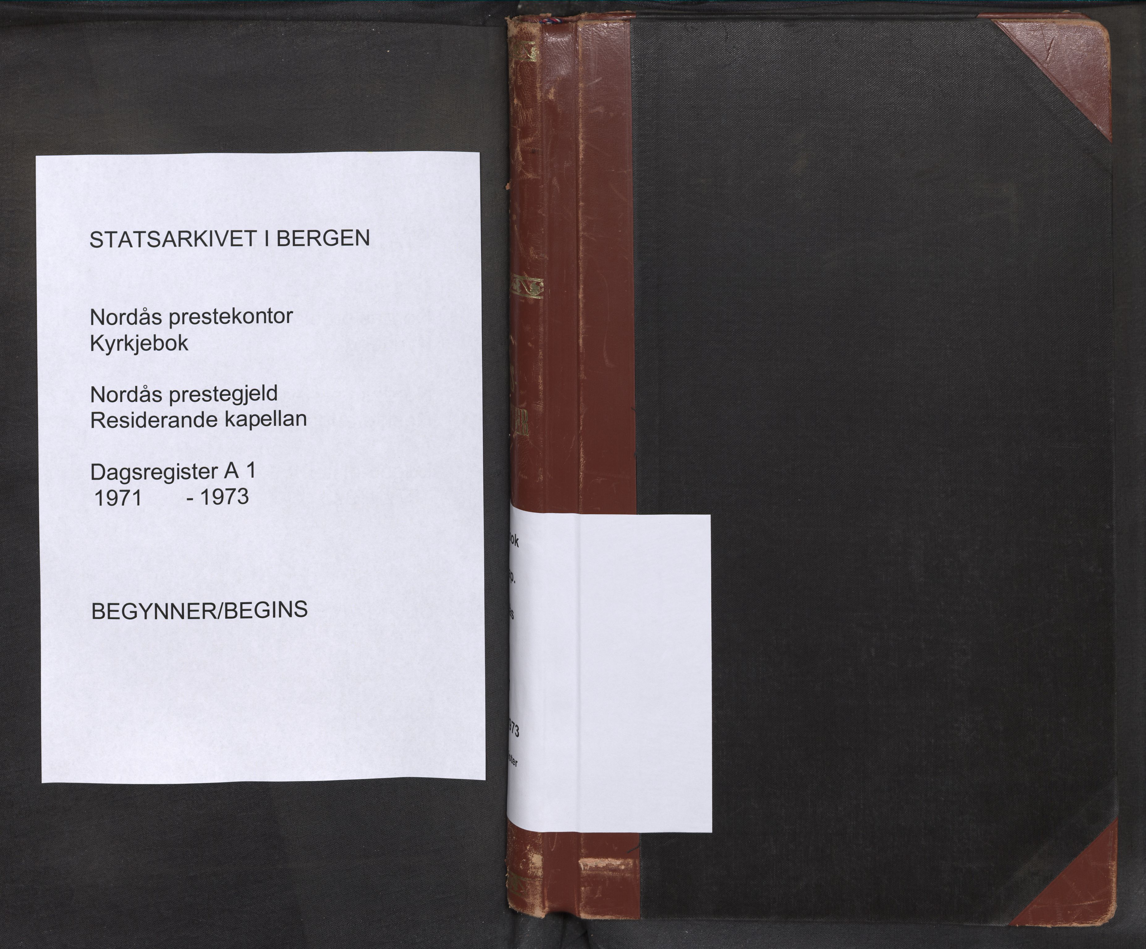 Nordås sokneprestembete, SAB/A-100246: Residerende kapellans bok nr. A 1, 1971-1973