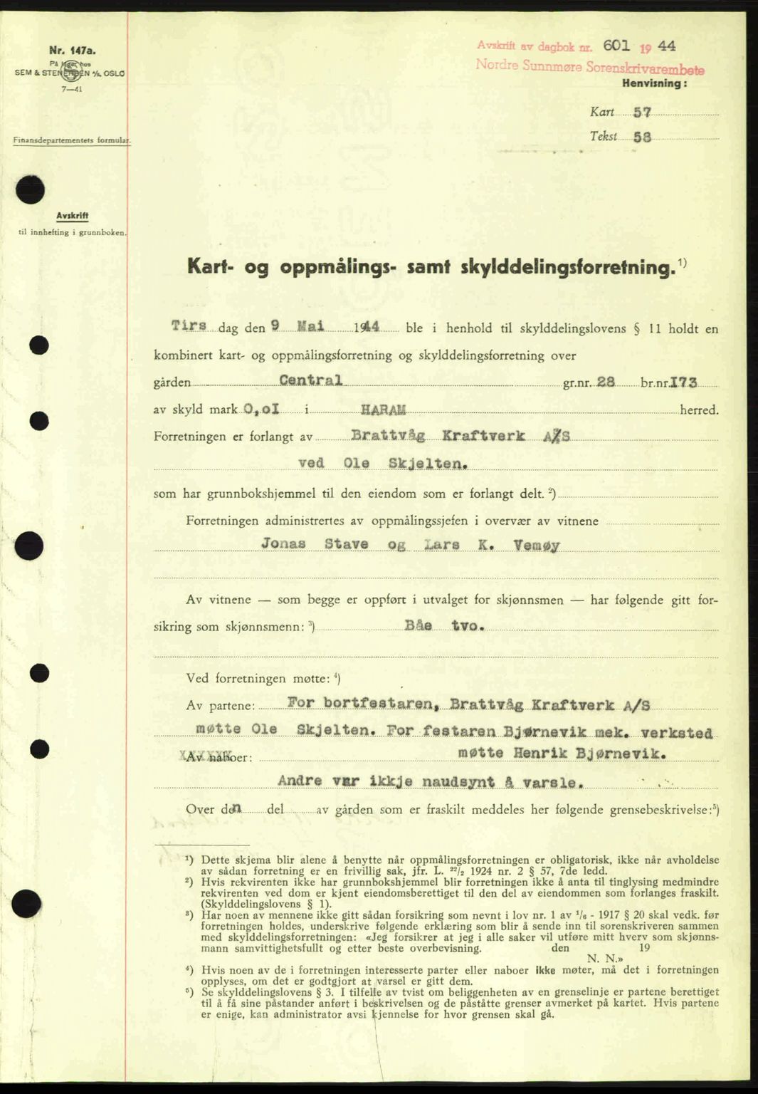 Nordre Sunnmøre sorenskriveri, AV/SAT-A-0006/1/2/2C/2Ca: Pantebok nr. A17, 1943-1944, Dagboknr: 601/1944