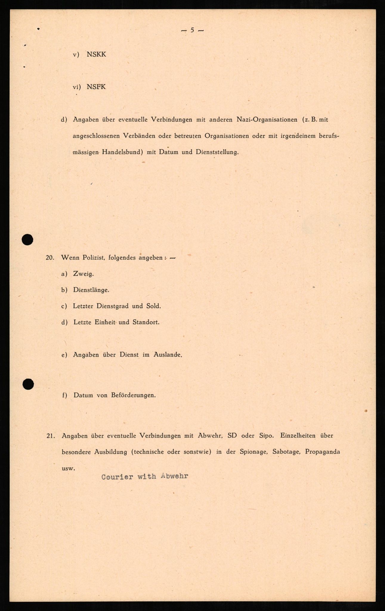 Forsvaret, Forsvarets overkommando II, AV/RA-RAFA-3915/D/Db/L0005: CI Questionaires. Tyske okkupasjonsstyrker i Norge. Tyskere., 1945-1946, s. 443