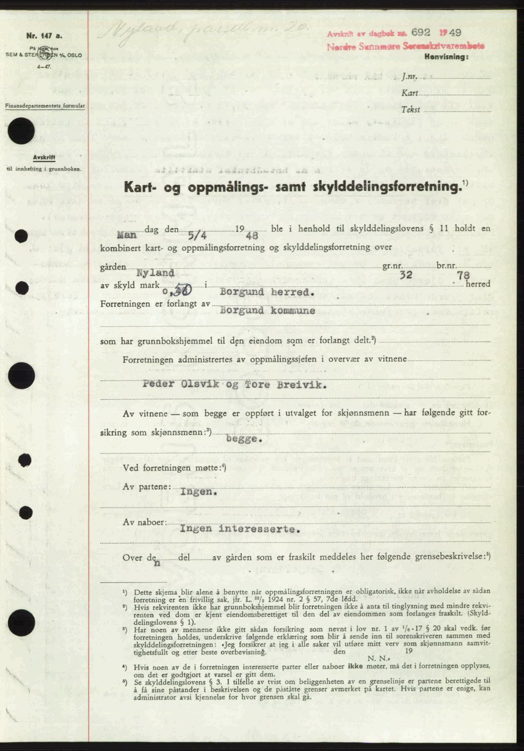 Nordre Sunnmøre sorenskriveri, SAT/A-0006/1/2/2C/2Ca: Pantebok nr. A30, 1949-1949, Dagboknr: 692/1949