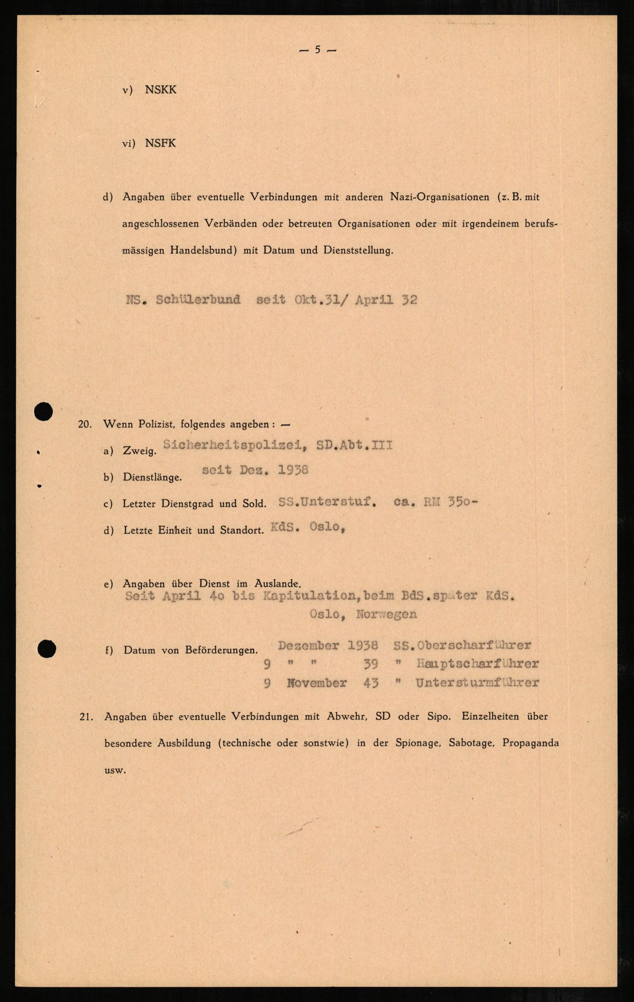 Forsvaret, Forsvarets overkommando II, AV/RA-RAFA-3915/D/Db/L0002: CI Questionaires. Tyske okkupasjonsstyrker i Norge. Tyskere., 1945-1946, s. 392