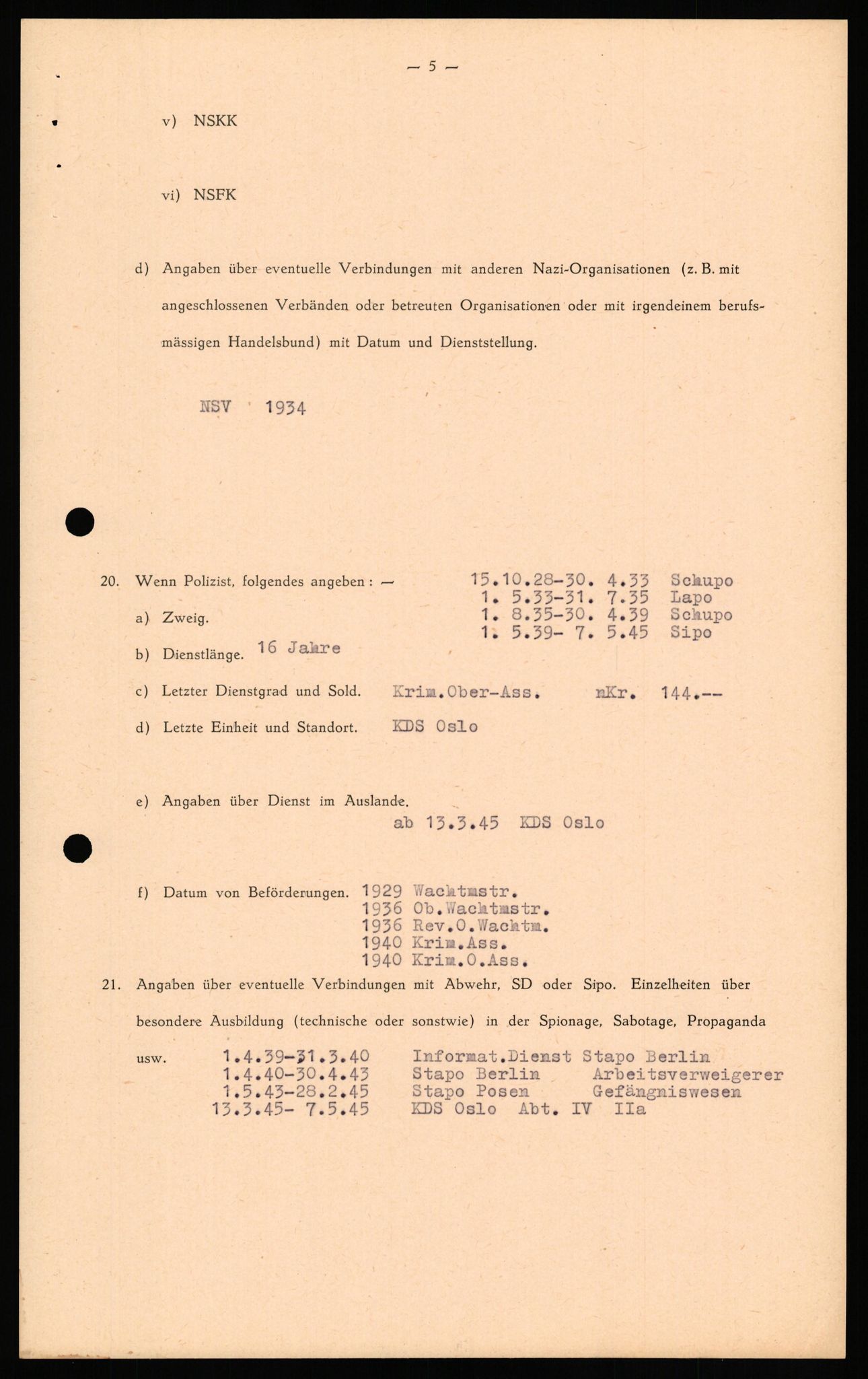 Forsvaret, Forsvarets overkommando II, RA/RAFA-3915/D/Db/L0035: CI Questionaires. Tyske okkupasjonsstyrker i Norge. Tyskere., 1945-1946, s. 414